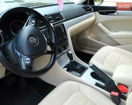 Чорний Фольксваген Пассат, об'ємом двигуна 2 л та пробігом 99 тис. км за 15300 $, фото 27 на Automoto.ua