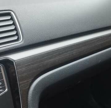 Чорний Фольксваген Пассат, об'ємом двигуна 2 л та пробігом 192 тис. км за 14400 $, фото 3 на Automoto.ua