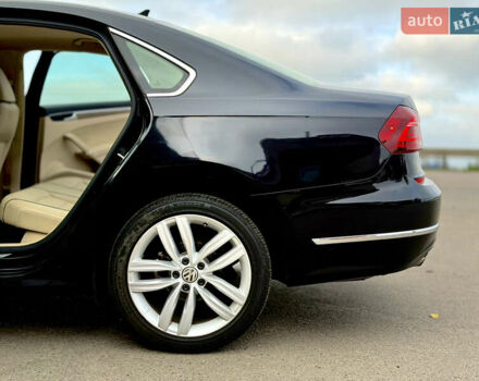 Чорний Фольксваген Пассат, об'ємом двигуна 2 л та пробігом 55 тис. км за 16200 $, фото 9 на Automoto.ua