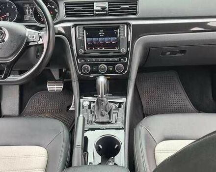 Фольксваген Пассат 2018 в Одессе на Automoto.ua Черный Фольксваген Пассат, объемом двигателя 3.6 л и пробегом 156 тыс. км за 12500 $, фото 10 на Automoto.ua