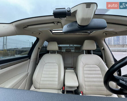 Чорний Фольксваген Пассат, об'ємом двигуна 2 л та пробігом 145 тис. км за 17200 $, фото 43 на Automoto.ua