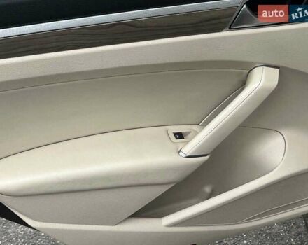 Чорний Фольксваген Пассат, об'ємом двигуна 2 л та пробігом 162 тис. км за 13790 $, фото 24 на Automoto.ua