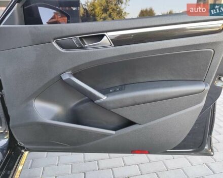 Черный Фольксваген Пассат, объемом двигателя 3.6 л и пробегом 90 тыс. км за 15500 $, фото 20 на Automoto.ua