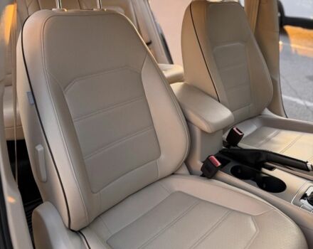 Черный Фольксваген Пассат, объемом двигателя 0 л и пробегом 156 тыс. км за 14400 $, фото 9 на Automoto.ua