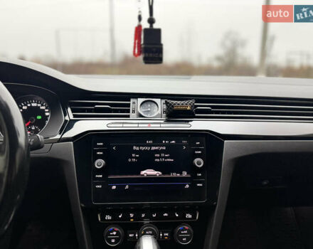 Черный Фольксваген Пассат, объемом двигателя 2 л и пробегом 196 тыс. км за 18800 $, фото 52 на Automoto.ua