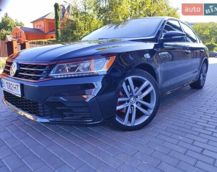 Черный Фольксваген Пассат, объемом двигателя 3.6 л и пробегом 90 тыс. км за 15500 $, фото 10 на Automoto.ua