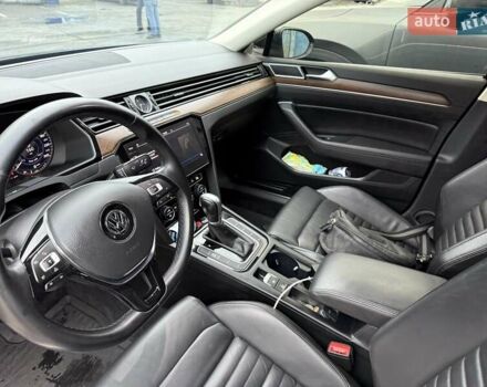 Черный Фольксваген Пассат, объемом двигателя 1.97 л и пробегом 86 тыс. км за 25000 $, фото 1 на Automoto.ua