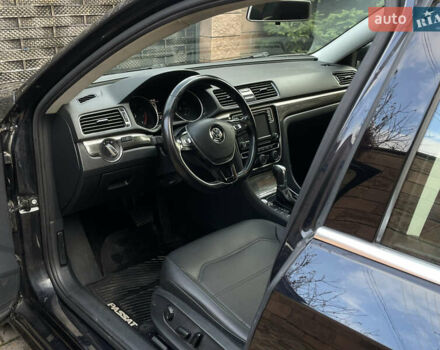 Чорний Фольксваген Пассат, об'ємом двигуна 2 л та пробігом 147 тис. км за 11900 $, фото 21 на Automoto.ua