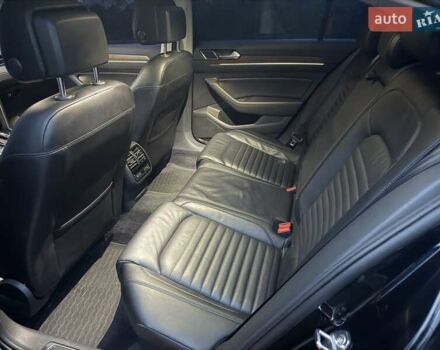 Черный Фольксваген Пассат, объемом двигателя 2 л и пробегом 258 тыс. км за 19500 $, фото 10 на Automoto.ua