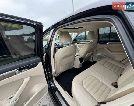 Чорний Фольксваген Пассат, об'ємом двигуна 2 л та пробігом 145 тис. км за 17200 $, фото 44 на Automoto.ua