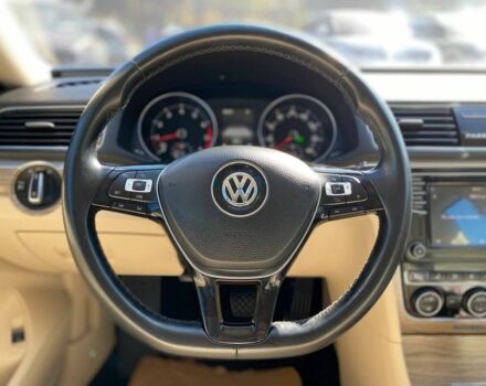 Черный Фольксваген Пассат, объемом двигателя 2 л и пробегом 211 тыс. км за 15500 $, фото 12 на Automoto.ua