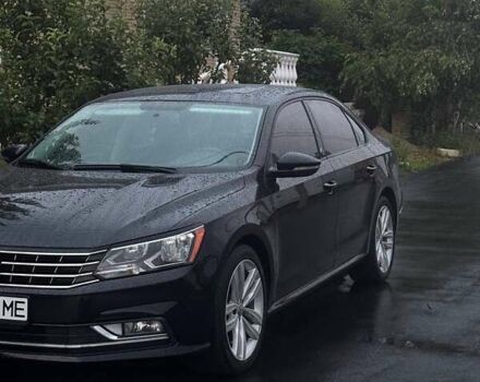 Чорний Фольксваген Пассат, об'ємом двигуна 2 л та пробігом 148 тис. км за 14300 $, фото 4 на Automoto.ua