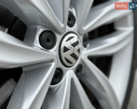 Чорний Фольксваген Пассат, об'ємом двигуна 2 л та пробігом 145 тис. км за 17200 $, фото 52 на Automoto.ua