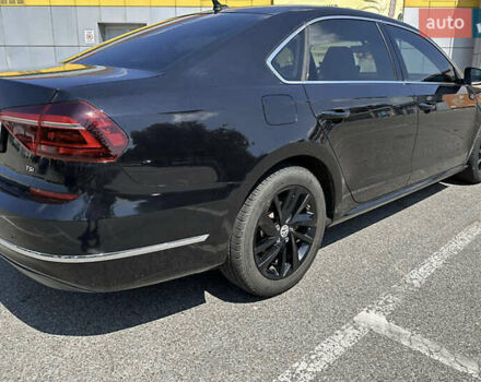 Чорний Фольксваген Пассат, об'ємом двигуна 1.98 л та пробігом 121 тис. км за 12300 $, фото 1 на Automoto.ua