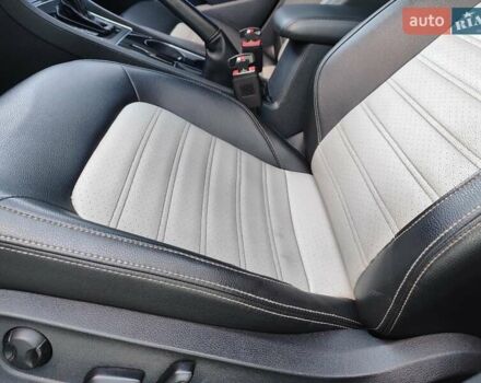 Черный Фольксваген Пассат, объемом двигателя 3.6 л и пробегом 90 тыс. км за 15500 $, фото 13 на Automoto.ua