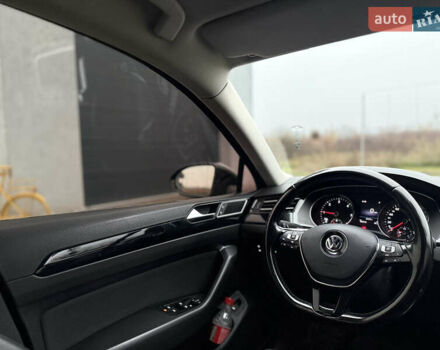 Черный Фольксваген Пассат, объемом двигателя 2 л и пробегом 196 тыс. км за 18800 $, фото 55 на Automoto.ua