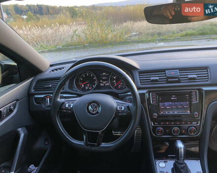 Черный Фольксваген Пассат, объемом двигателя 3.6 л и пробегом 29 тыс. км за 20000 $, фото 21 на Automoto.ua
