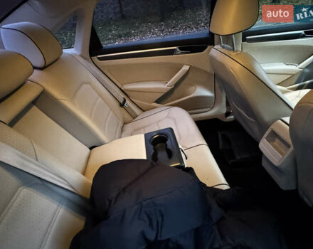 Черный Фольксваген Пассат, объемом двигателя 1.98 л и пробегом 110 тыс. км за 16000 $, фото 17 на Automoto.ua