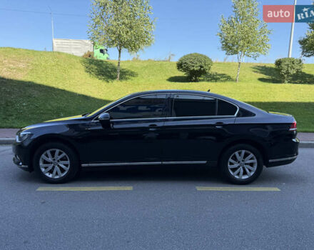 Чорний Фольксваген Пассат, об'ємом двигуна 2 л та пробігом 119 тис. км за 17900 $, фото 3 на Automoto.ua