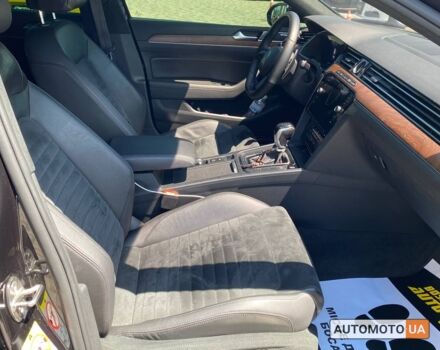 Чорний Фольксваген Пассат, об'ємом двигуна 1.8 л та пробігом 195 тис. км за 21000 $, фото 12 на Automoto.ua