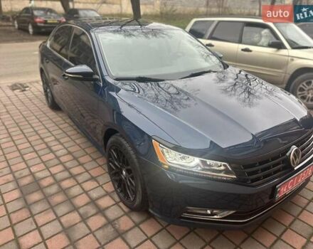 Чорний Фольксваген Пассат, об'ємом двигуна 2 л та пробігом 180 тис. км за 14000 $, фото 27 на Automoto.ua