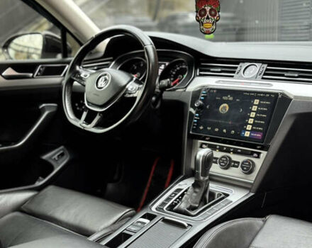 Черный Фольксваген Пассат, объемом двигателя 1.97 л и пробегом 225 тыс. км за 15950 $, фото 143 на Automoto.ua