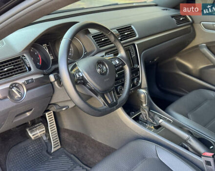 Черный Фольксваген Пассат, объемом двигателя 2 л и пробегом 107 тыс. км за 16500 $, фото 27 на Automoto.ua