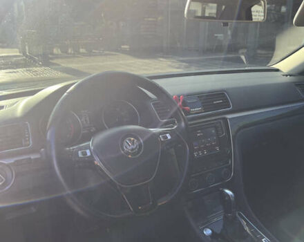 Черный Фольксваген Пассат, объемом двигателя 1.98 л и пробегом 335 тыс. км за 13000 $, фото 19 на Automoto.ua