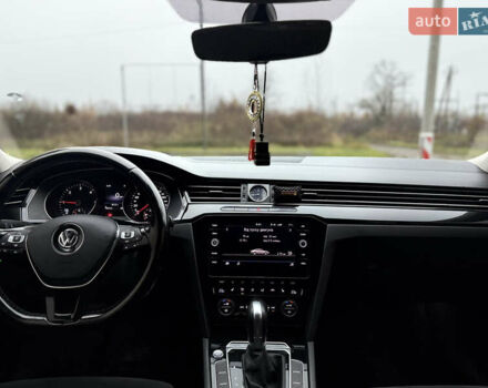 Черный Фольксваген Пассат, объемом двигателя 2 л и пробегом 196 тыс. км за 18800 $, фото 51 на Automoto.ua