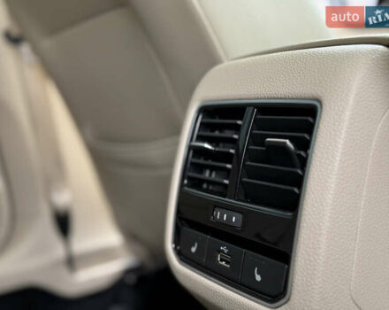 Чорний Фольксваген Пассат, об'ємом двигуна 2 л та пробігом 145 тис. км за 17200 $, фото 26 на Automoto.ua