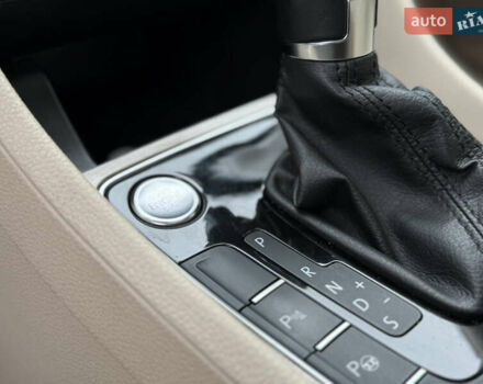 Чорний Фольксваген Пассат, об'ємом двигуна 2 л та пробігом 145 тис. км за 17200 $, фото 46 на Automoto.ua