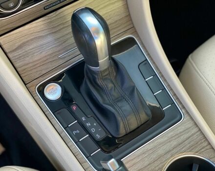 Черный Фольксваген Пассат, объемом двигателя 2 л и пробегом 211 тыс. км за 15500 $, фото 17 на Automoto.ua