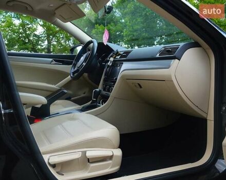 Чорний Фольксваген Пассат, об'ємом двигуна 2 л та пробігом 99 тис. км за 15300 $, фото 19 на Automoto.ua