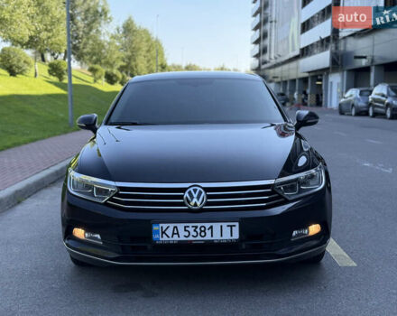 Чорний Фольксваген Пассат, об'ємом двигуна 2 л та пробігом 119 тис. км за 17900 $, фото 1 на Automoto.ua