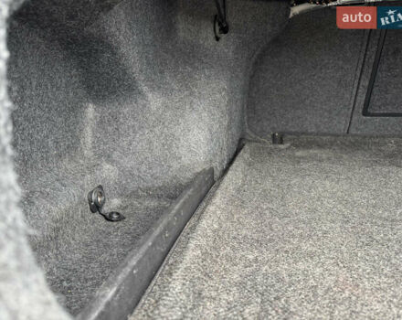 Чорний Фольксваген Пассат, об'ємом двигуна 2 л та пробігом 145 тис. км за 17200 $, фото 25 на Automoto.ua