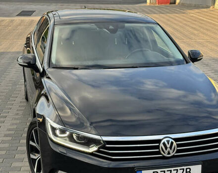 Фольксваген Пассат 2018 в Запорожье на Automoto.ua Черный Фольксваген Пассат, объемом двигателя 1.97 л и пробегом 217 тыс. км за 20600 $, фото 2 на Automoto.ua
