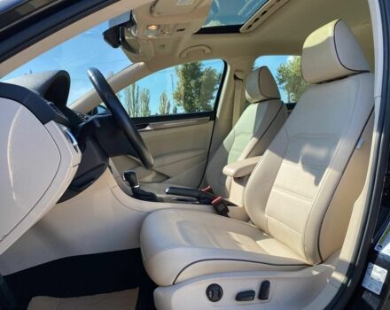 Черный Фольксваген Пассат, объемом двигателя 2 л и пробегом 211 тыс. км за 15500 $, фото 18 на Automoto.ua