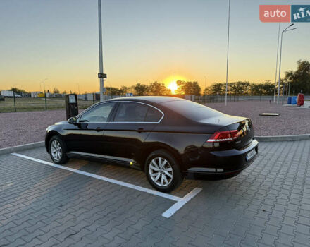 Фольксваген Пассат 2018 в Киеве на Automoto.ua Черный Фольксваген Пассат, объемом двигателя 1.97 л и пробегом 224 тыс. км за 16900 $, фото 9 на Automoto.ua