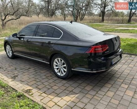 Черный Фольксваген Пассат, объемом двигателя 1.97 л и пробегом 255 тыс. км за 17999 $, фото 4 на Automoto.ua