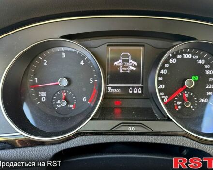 Черный Фольксваген Пассат, объемом двигателя 2 л и пробегом 225 тыс. км за 15500 $, фото 7 на Automoto.ua