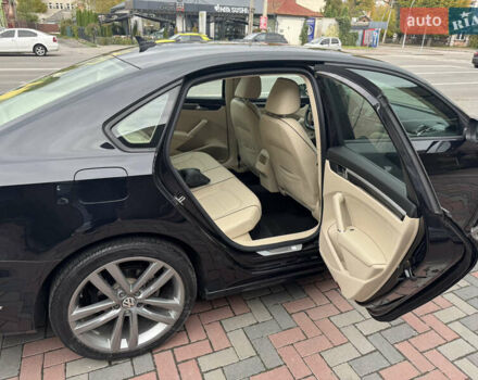 Черный Фольксваген Пассат, объемом двигателя 1.98 л и пробегом 25 тыс. км за 16399 $, фото 23 на Automoto.ua