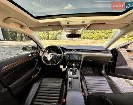 Черный Фольксваген Пассат, объемом двигателя 1.97 л и пробегом 142 тыс. км за 25500 $, фото 24 на Automoto.ua