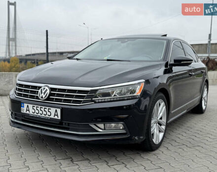 Чорний Фольксваген Пассат, об'ємом двигуна 2 л та пробігом 145 тис. км за 17200 $, фото 7 на Automoto.ua