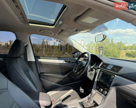 Чорний Фольксваген Пассат, об'ємом двигуна 1.98 л та пробігом 93 тис. км за 16300 $, фото 18 на Automoto.ua