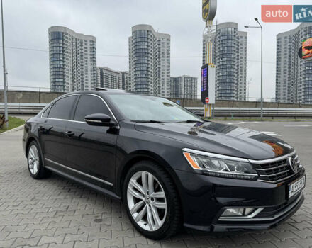 Чорний Фольксваген Пассат, об'ємом двигуна 2 л та пробігом 145 тис. км за 17200 $, фото 3 на Automoto.ua