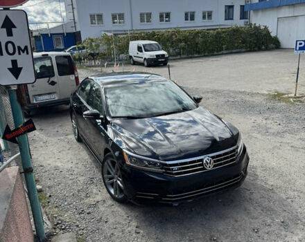Черный Фольксваген Пассат, объемом двигателя 1.98 л и пробегом 25 тыс. км за 16399 $, фото 13 на Automoto.ua