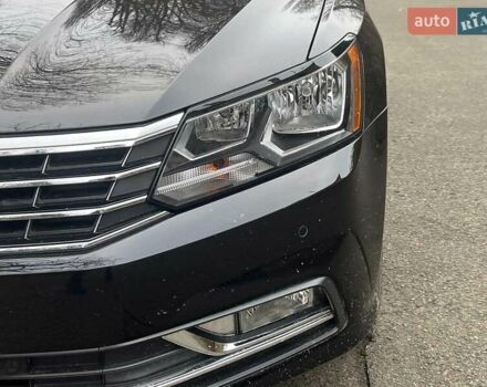 Чорний Фольксваген Пассат, об'ємом двигуна 2 л та пробігом 162 тис. км за 13790 $, фото 3 на Automoto.ua