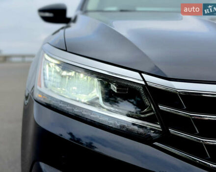 Чорний Фольксваген Пассат, об'ємом двигуна 2 л та пробігом 55 тис. км за 16200 $, фото 11 на Automoto.ua