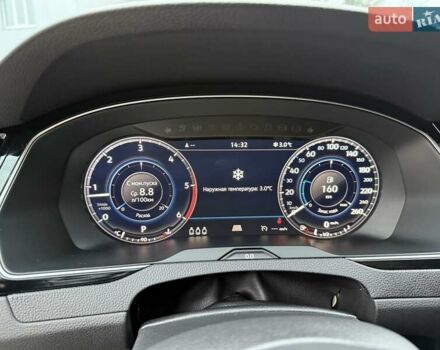 Черный Фольксваген Пассат, объемом двигателя 1.97 л и пробегом 86 тыс. км за 25000 $, фото 2 на Automoto.ua