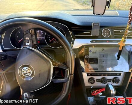 Черный Фольксваген Пассат, объемом двигателя 2 л и пробегом 225 тыс. км за 15500 $, фото 5 на Automoto.ua